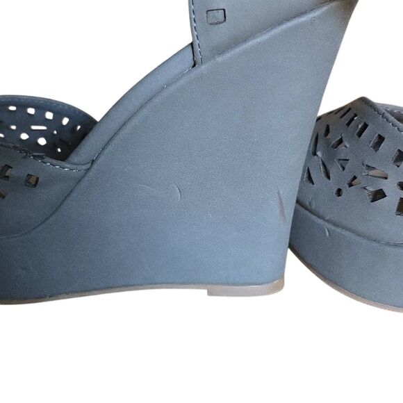 Sbicca Women's Size 7 Gray Peeptoe Cutout Wedge Heels - Picture 4 of 9